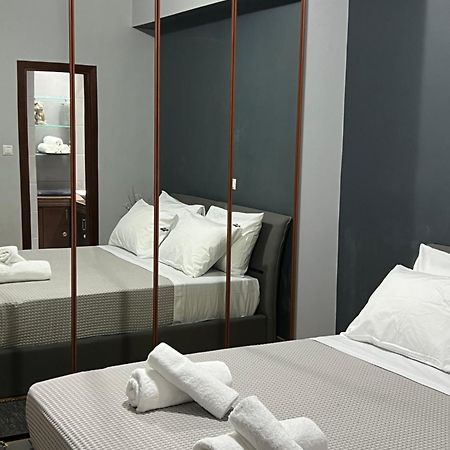 דירות פיראוס Marina Zeas Seaview House-Marinaq מראה חיצוני תמונה