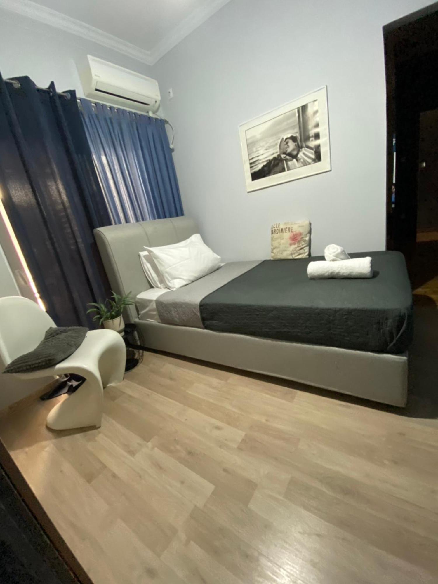דירות פיראוס Marina Zeas Seaview House-Marinaq מראה חיצוני תמונה